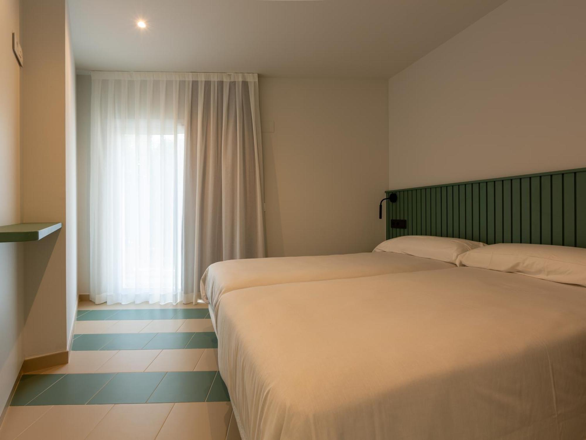 Apartamentos Sunway Arizona Σίτζες Εξωτερικό φωτογραφία