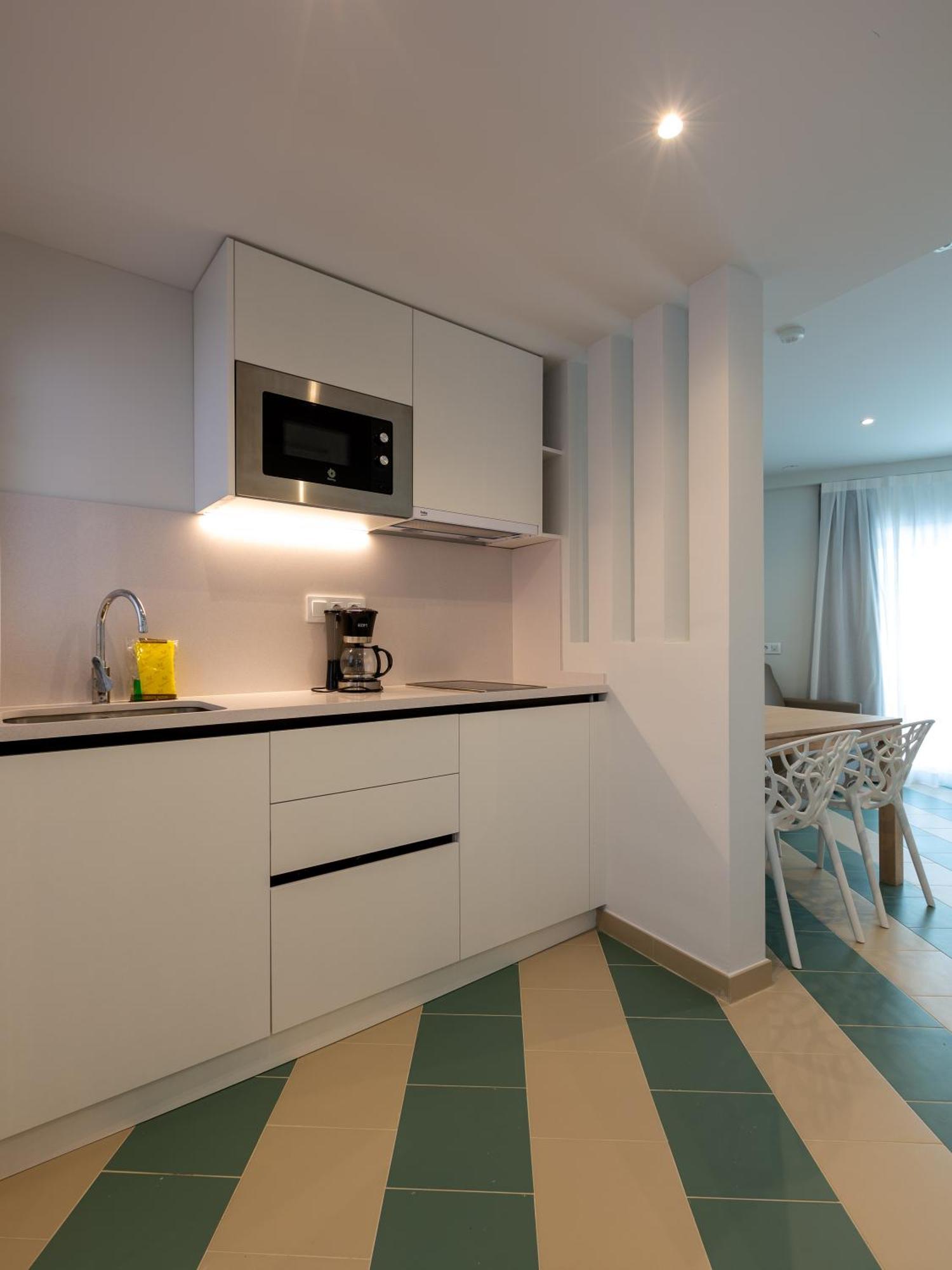 Apartamentos Sunway Arizona Σίτζες Εξωτερικό φωτογραφία